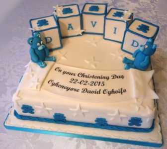 Christeningcakewithblocksandblueteddies-154fca98defb2d