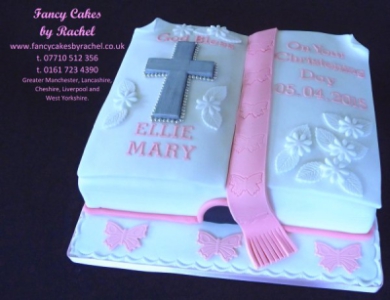 EllieMarychristeningcake-15521856de62bb