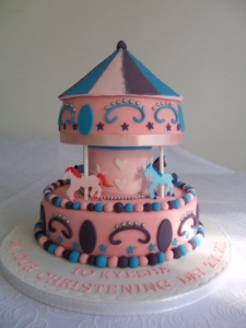 carouselchristeningcake14ed131a29b0a8