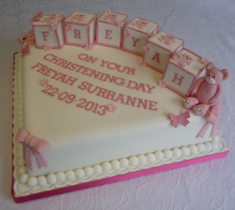 pinkblockschristeningcake-1523c979003453