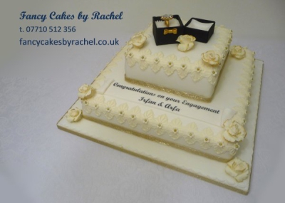 goldengagementcake-154452e96eec3e