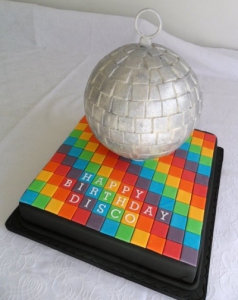 discoballcake25130b502c26c3