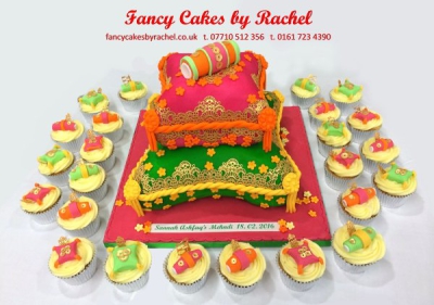 Mehndicushioncakeandcupcakes-156d21b667b9fa