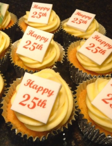 25thcupcakes-1589ecd2653d1e