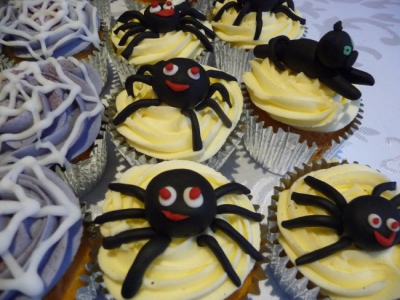 halloweencupcakesspiders-15278ee07a43d2