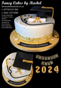 DrChristianagraduationcake-1