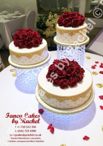 015-goldandredweddingcakeEasternPavillionApril2017-15eaaab8ab5fb0