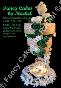 123-hangingchandelierGreenweddingcake-15ea3279d7478f