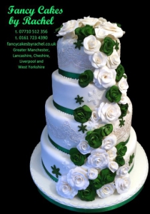 DarkGreenrosesweddingcake-15851a080be515