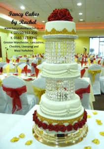 crystaltowerweddingcake-1550585e74e254